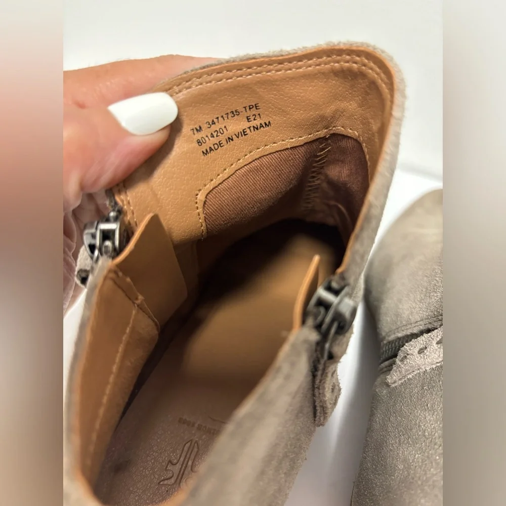 FRYE Judith Taupe Leather Suede Zip Up Heeled Ankle Boots Women’s Size 7